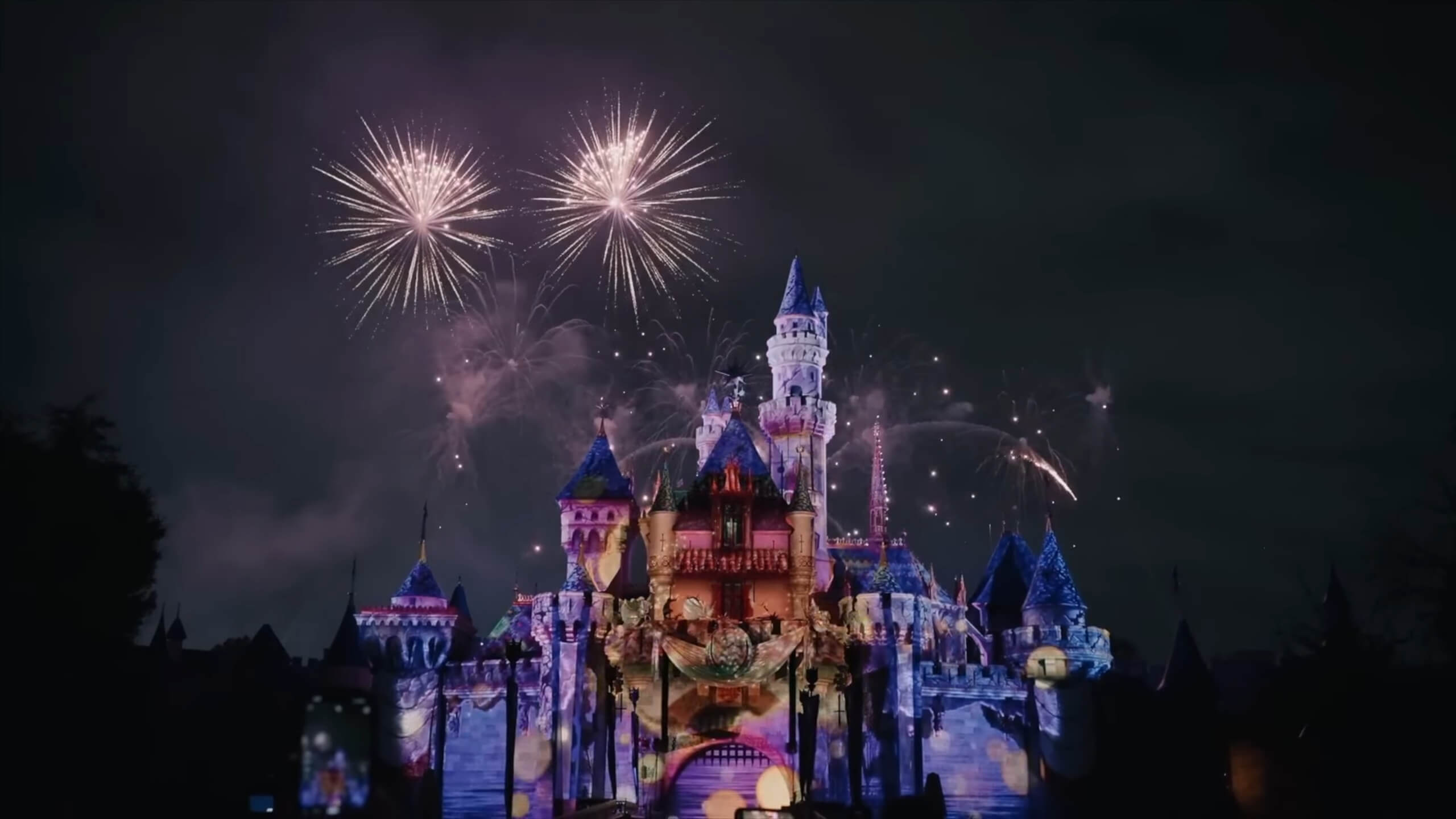 Nighttime Show at Disneyland in Anaheim - Fireworks