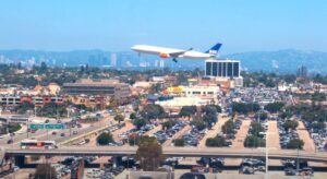 Number of international airports in USA