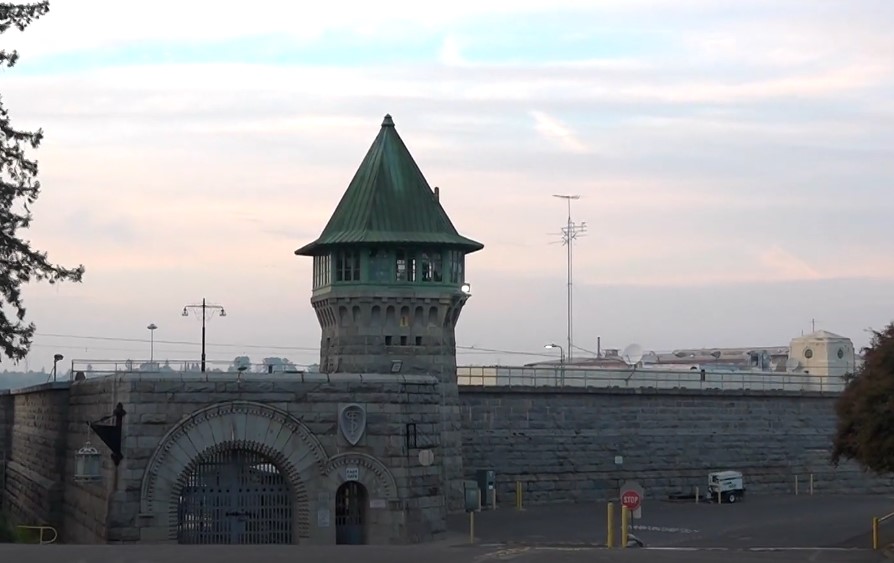 A tower at the gate of the Folsom State Prison