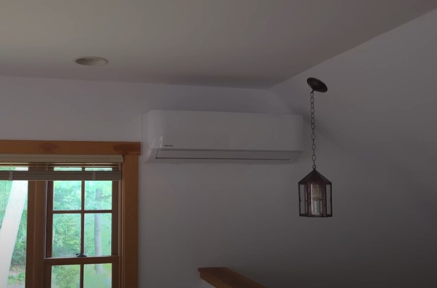 Air condition in a living room