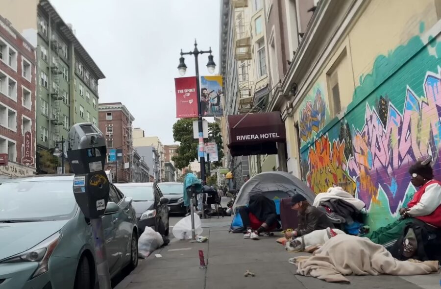 Dangerous area in San Francisco full of homeless people