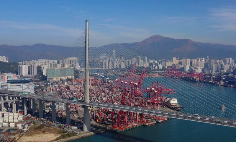 Hong Kong business hub advantages