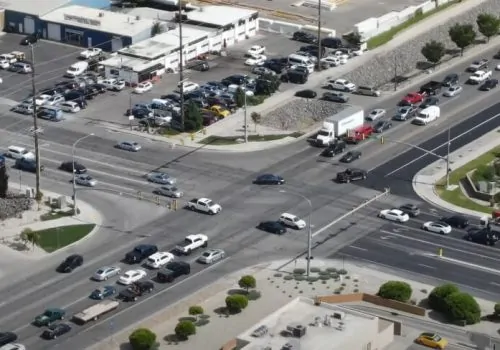 Cars navigating a busy intersection in Utah